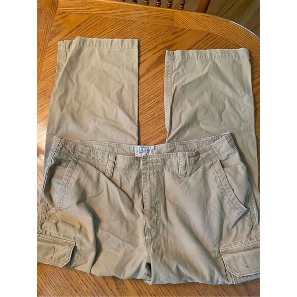 Red Head Brand Co Khaki Cargo Pants - Picture 1 of 6